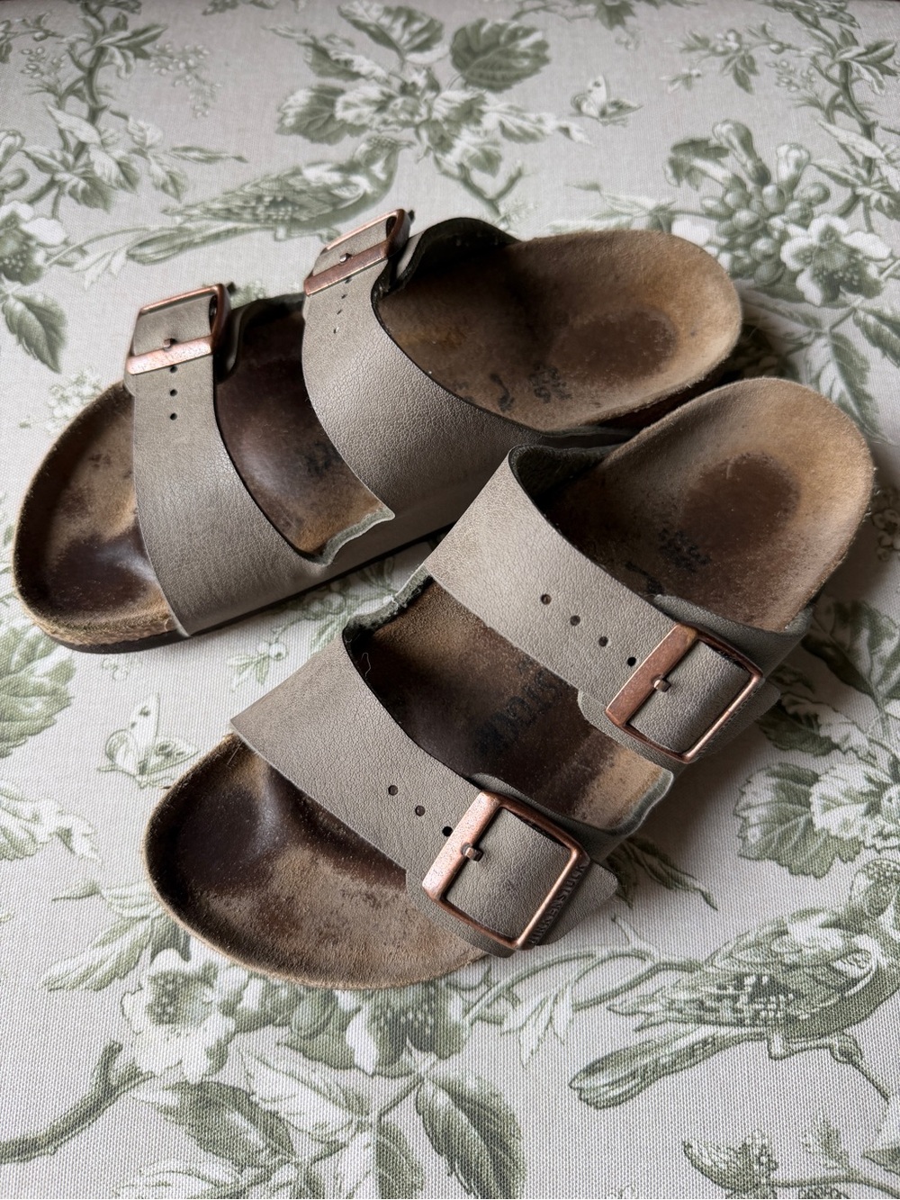 Birkenstock Arizona Taupe Sandals EU 36 Regular Width